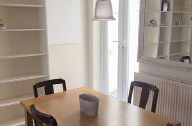 Hampshire Street, Fratton, Portsmouth - Image 3