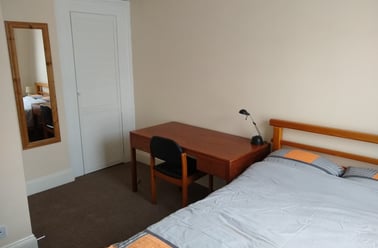 Eton Avenue, City Centre, Plymouth - Image 2