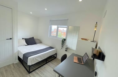 Northfield Road, Hillfields, Coventry - Image 2