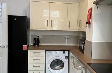 Highfield Road, City Centre, Salford - Image 3