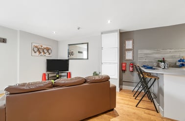 Bedford Terrace, Greenbank, Plymouth - Image 3