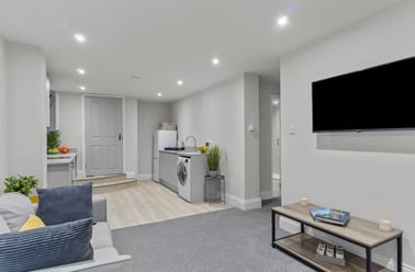 Bedford Park Villas, Greenbank, Plymouth - Image 2