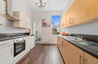 Allendale Road, North Hill, Plymouth - Image 2