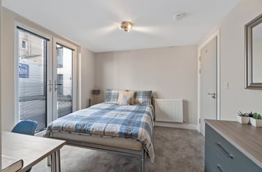 Bedford Terrace, North Hill, Plymouth - Image 2