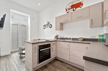 North Hill, Greenbank, Plymouth - Image 3