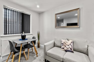 Bedford Park Villas, Greenbank, Plymouth - Image 2