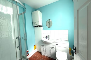 Kedleston Road (INCLUDES BILLS), Near university, Derby - Image 3
