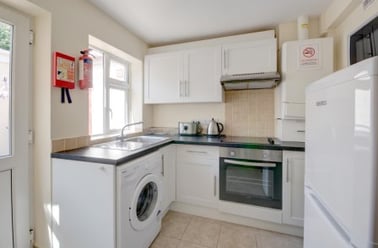 Cleeveland Street, St Pauls, Cheltenham - Image 2