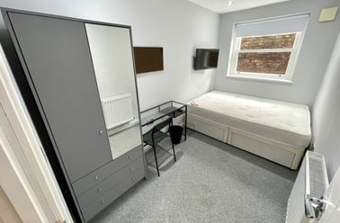 Roscoe Street, City Centre, Liverpool - Image 3