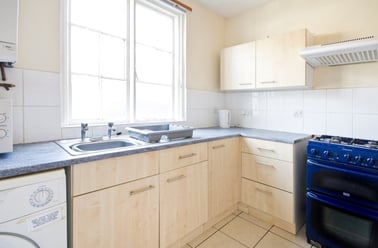 Forest Road West, Radford, Nottingham - Image 3