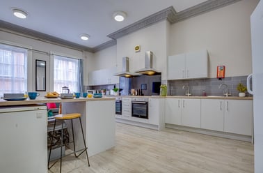 St. James's Street, City centre, Nottingham - Image 2