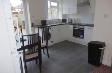 Sir Henry Parkes Road, Canley, Coventry - Image 2