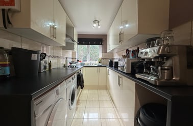 Chapel Lane, Burley, Leeds - Image 3