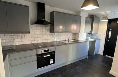 Kensington Avenue, Victoria Park, Manchester - Image 2