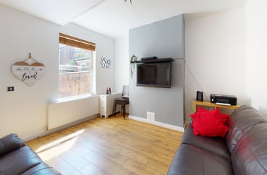 Wellington Street, City centre, Nottingham - Image 2