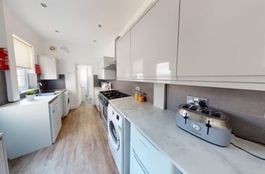 Watkin Street, City Centre, Nottingham - Image 3