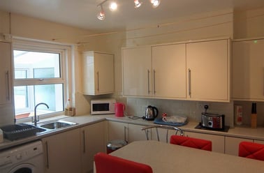 Queens Park Road, Elm Grove, Brighton - Image 3