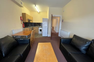 Commercial Street, City centre, Dundee - Image 2