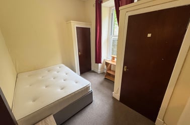 Cleghorn Street, West end, Dundee - Image 2