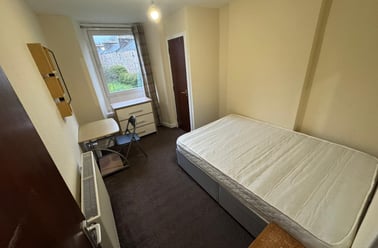 Cleghorn Street, City Centre, Dundee - Image 3