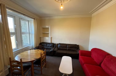 Step Row, West end, Dundee - Image 2