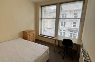 Whitehall Crescent, City centre, Dundee - Image 3