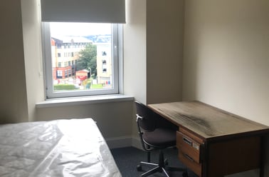 Nethergate, City centre, Dundee - Image 3