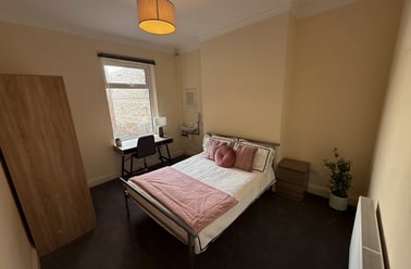 Haxby Road, Clifton, York - Image 2