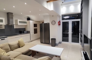 Rosehill Terrace , Mount pleasant, Swansea - Image 2