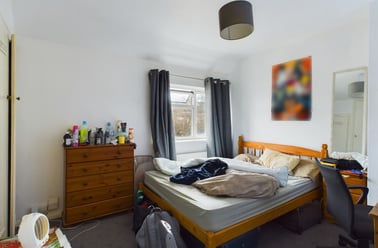 Hillside, Bevendean, Brighton - Image 3