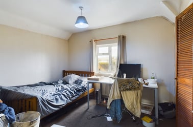 Hillside, Bevendean, Brighton - Image 2