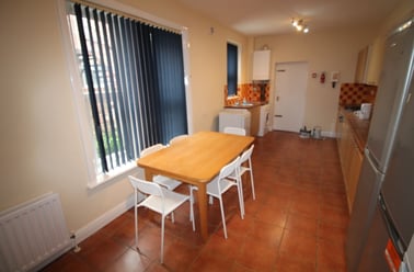 Queens Road Jesmond, Jesmond, Newcastle - Image 3