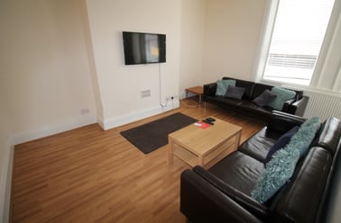 Jesmond Road , Jesmond, Newcastle - Image 2