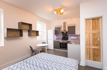 Leazes Terrace, Newcastle Upon Tyne, Newcastle - Image 3