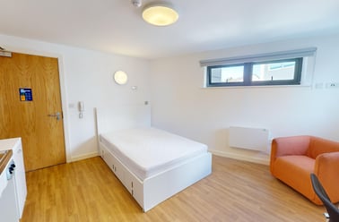 Pitt Street, Newcastle Upon Tyne, Newcastle - Image 2