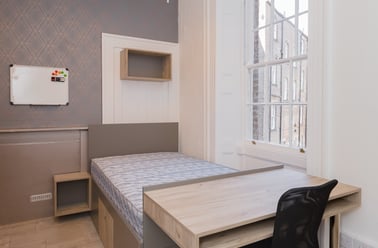 Leazes Terrace, Newcastle Upon Tyne, Newcastle - Image 3