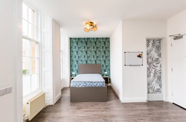 Leazes Terrace, Newcastle Upon Tyne, Newcastle - Image 2