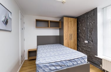 Leazes Terrace, Newcastle Upon Tyne, Newcastle - Image 2