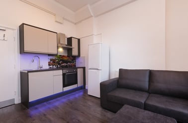 Leazes Terrace, Newcastle Upon Tyne, Newcastle - Image 3