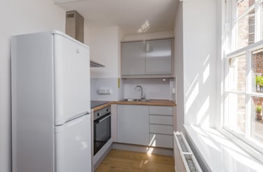 Leazes Terrace, Newcastle Upon Tyne, Newcastle - Image 2