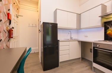 Leazes Terrace, Newcastle Upon Tyne, Newcastle - Image 3