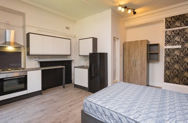 Leazes Terrace, Newcastle Upon Tyne, Newcastle - Image 2