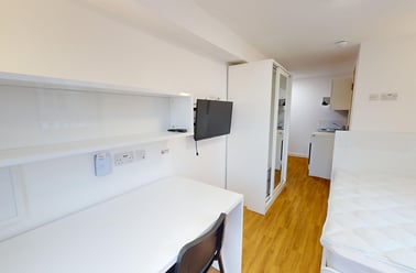 Pitt Street, Newcastle Upon Tyne, Newcastle - Image 2