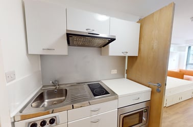 Pitt Street, Newcastle Upon Tyne, Newcastle - Image 2