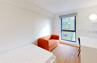 Pitt Street, Newcastle Upon Tyne, Newcastle - Image 2