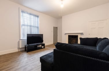 Gillygate, Bootham, York - Image 2