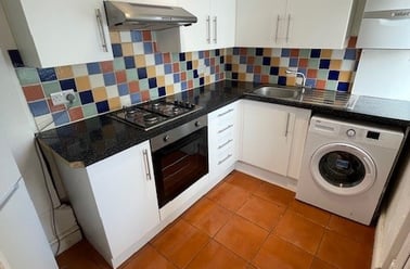 Caledonian road, Lewes road, Brighton - Image 2