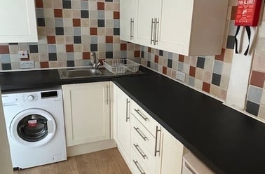 Jersey street, Hanover, Brighton - Image 2