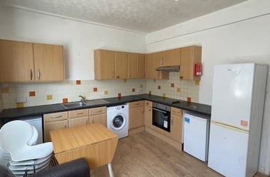 Upper lewes road, Lewes road, Brighton - Image 2