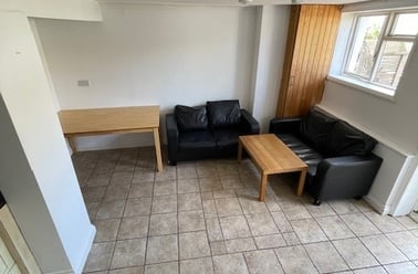 Islingword street, Hanover, Brighton - Image 2